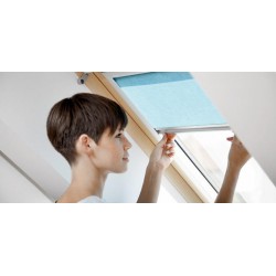 VELUX Elektros energija valdoma ritininė užuolaidėlė, RML