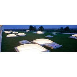 VELUX Stoglangis plokščiam stogui, akrilo kupolas, varstomas elektra, CVP